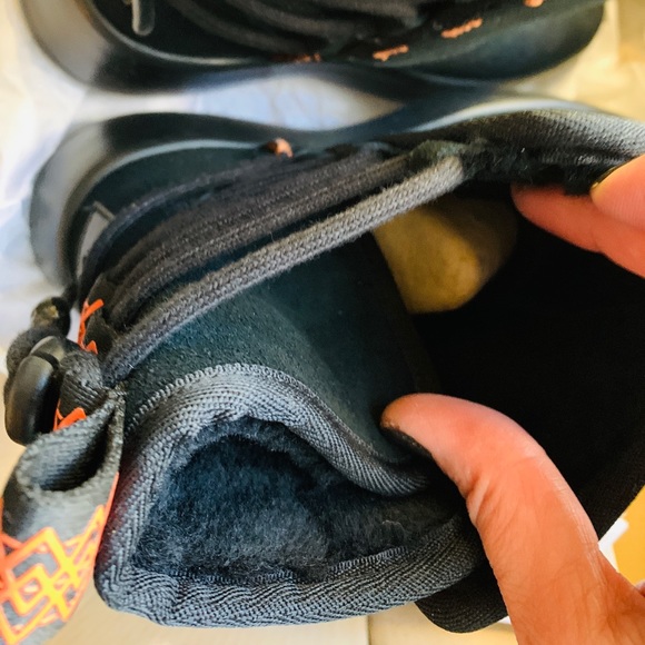 Authentic UGG BOOM Ankle lace back boots NIB - Picture 5 of 13